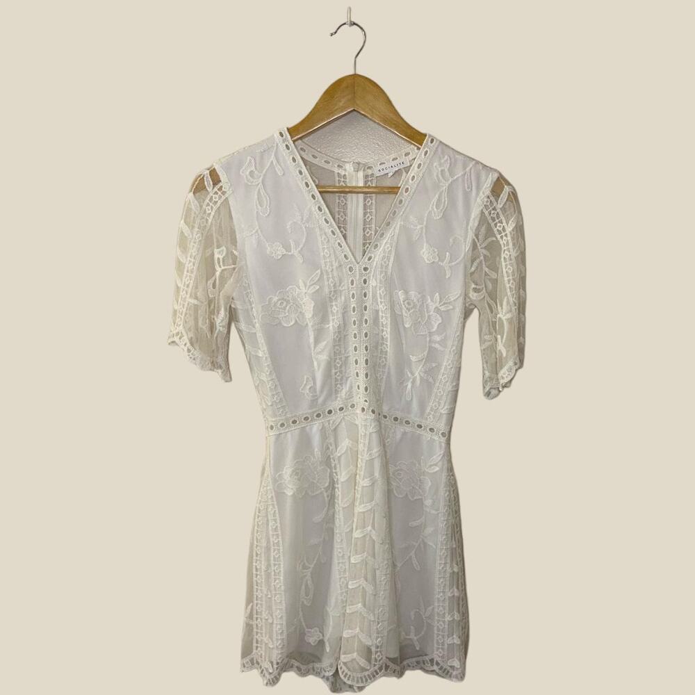 Socialite lace romper